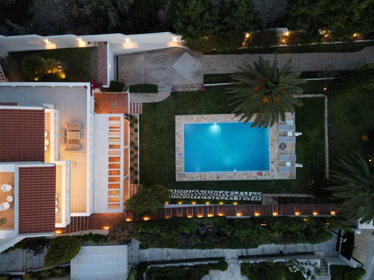Kamariyo Athens Riviera Villa Palaiá Fókaia Dış mekan fotoğraf